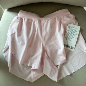 Lululemon Find Your Pace HR Shorts 3”